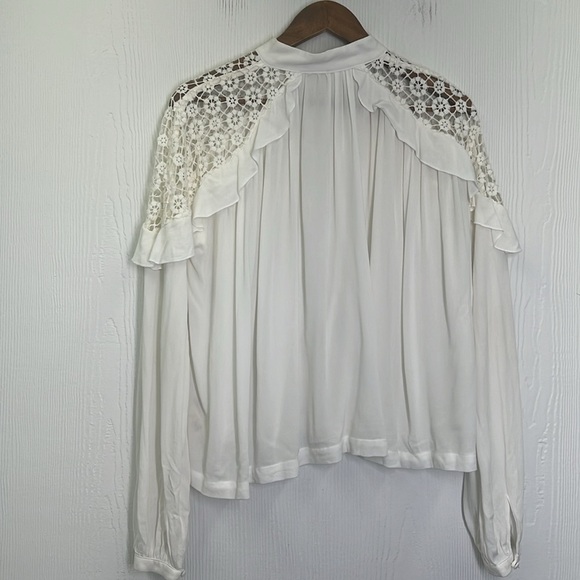 Free People - Little Bit Of Love White Lace Flowy Boho Blouse Size Small - Picture 12 of 12